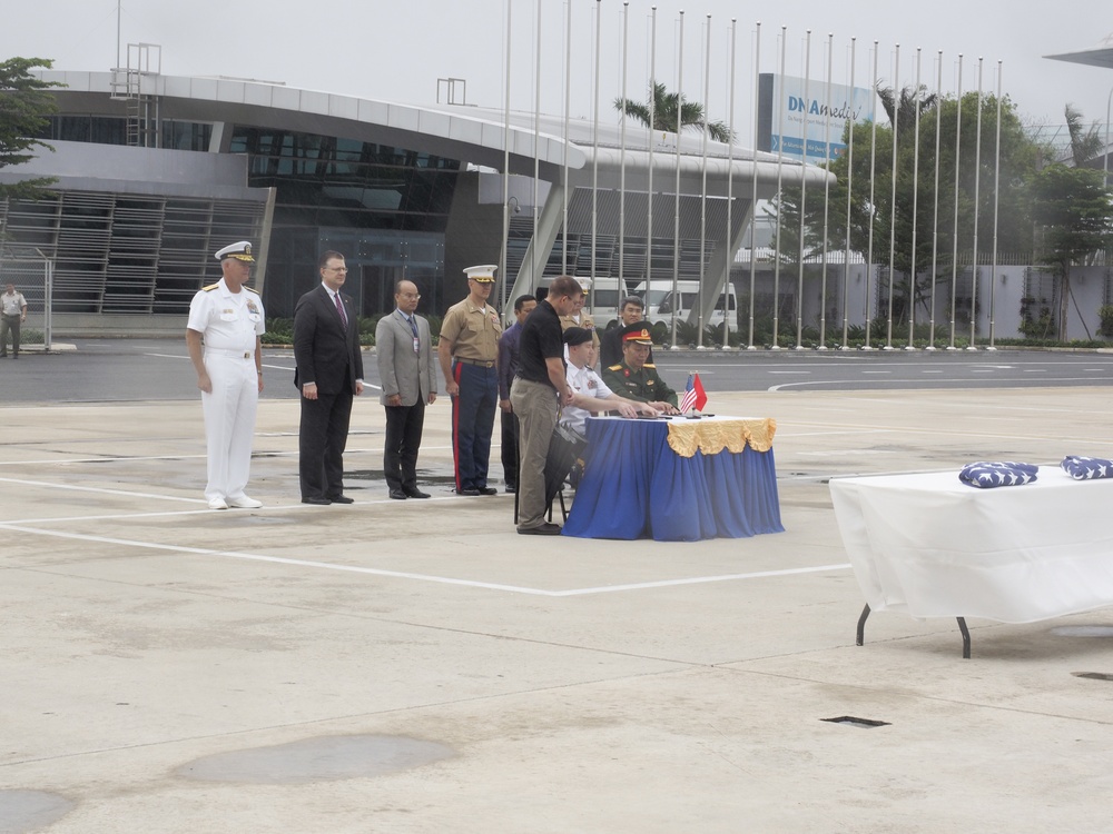 Vietnam Repatriation Ceremony, 19-1 VN