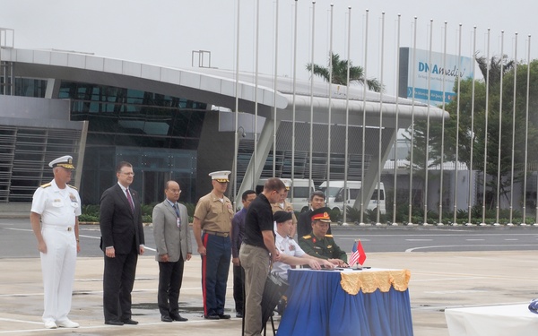 Vietnam Repatriation Ceremony, 19-1 VN