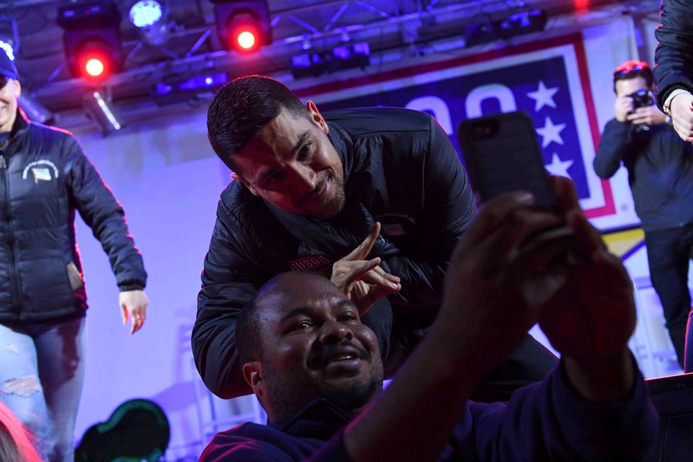 2018 Christmas USO Tour