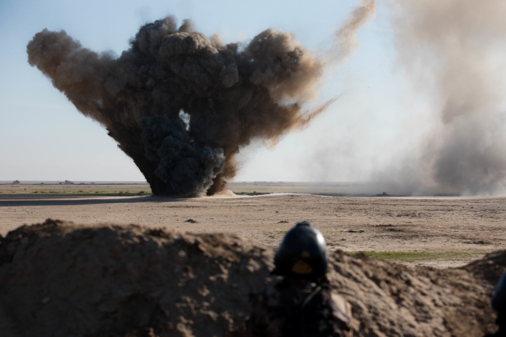 Elite CTS Students Train to Dispose Explosive Ordnance