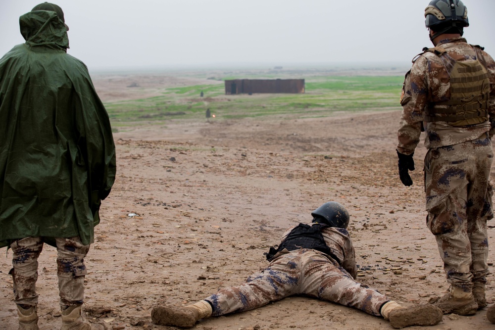 Iraqi CTS Students Engage in Exercise before Graduation