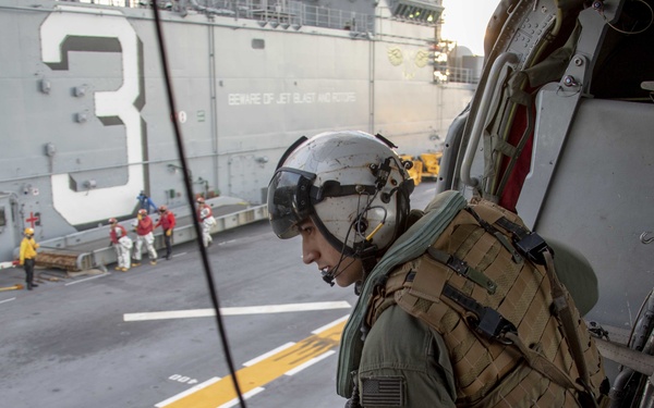 USS Kearsarge (LHD 3)