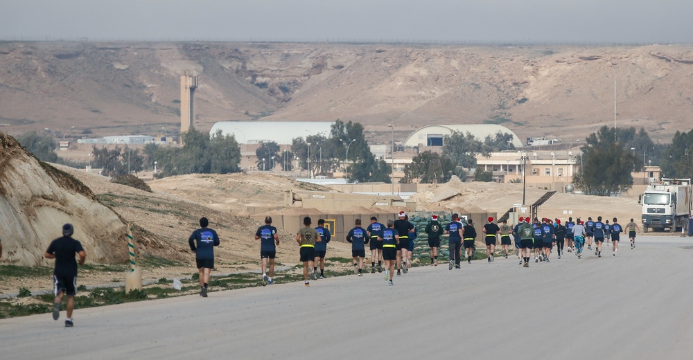USO Christmas 5k