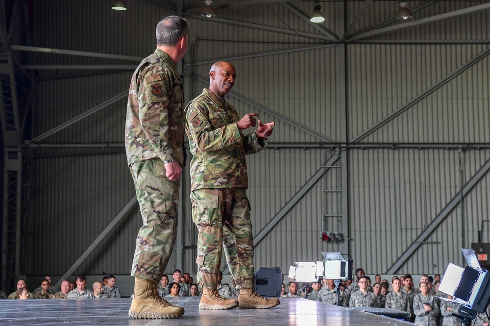 CSAF, CMSAF thank Incirlik for taking warfighting excellence to the next level
