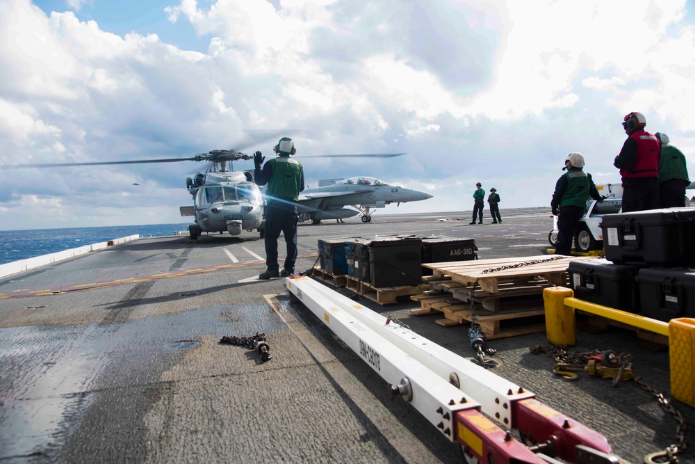 USS Abraham Lincoln (CVN 72)