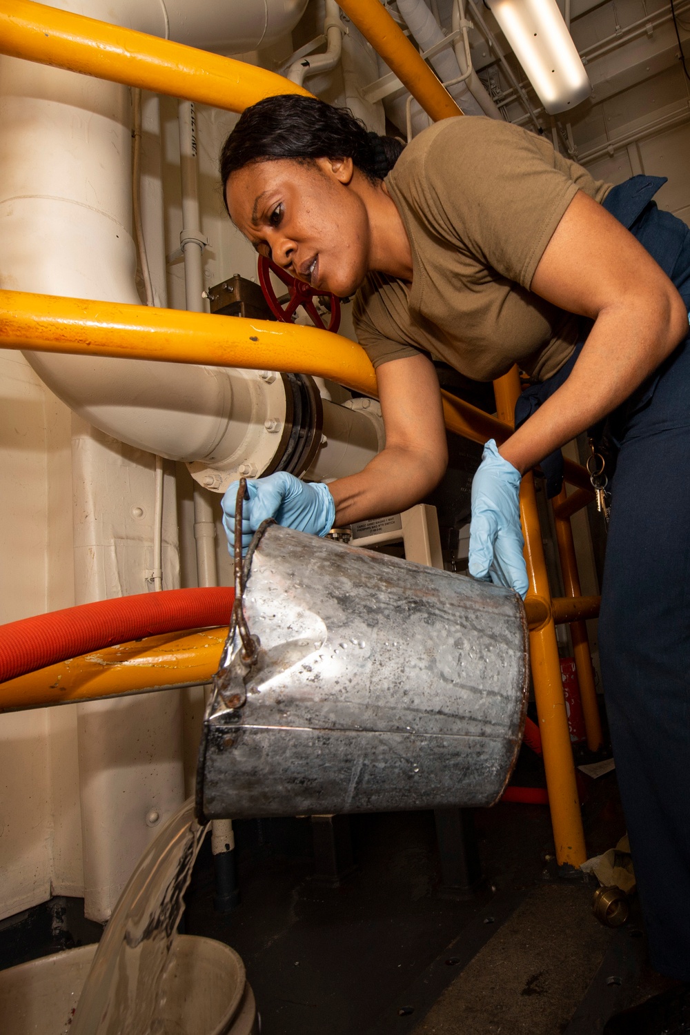 Fire Main System Flush Aboard USS Somerset