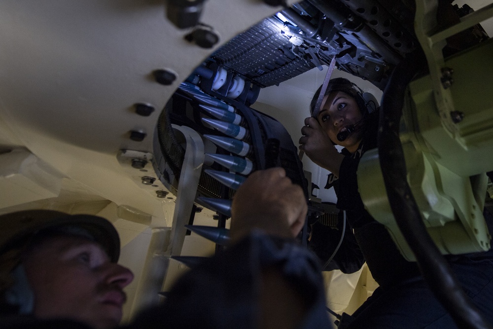 MK-46 30mm Gun Shoot Aboard USS Somerset