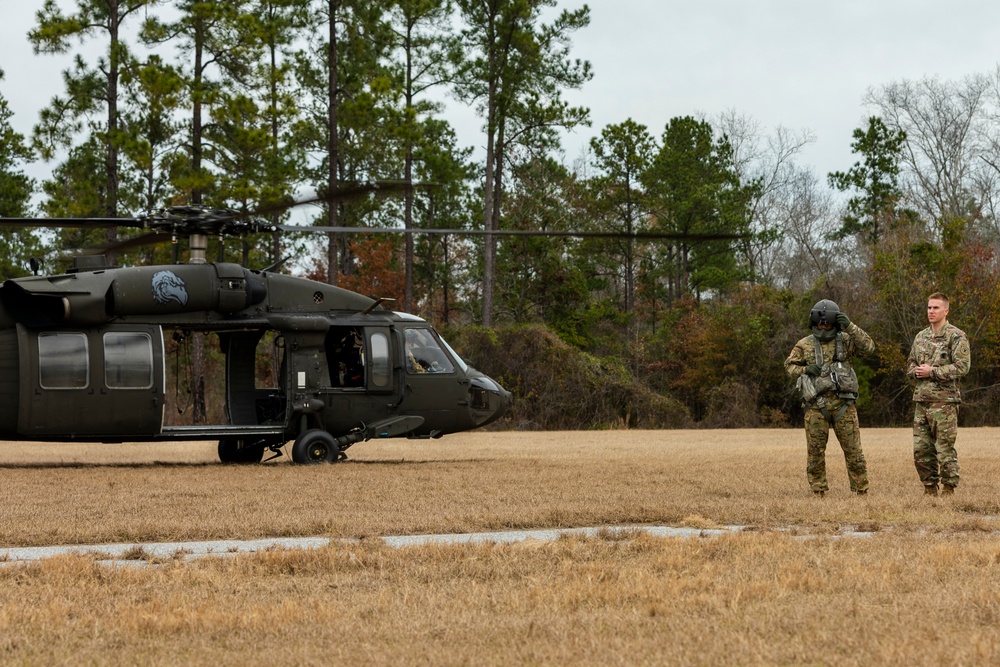 Army Reserve Combat Camera Soldiers Produce Army's First Hip Hop Video