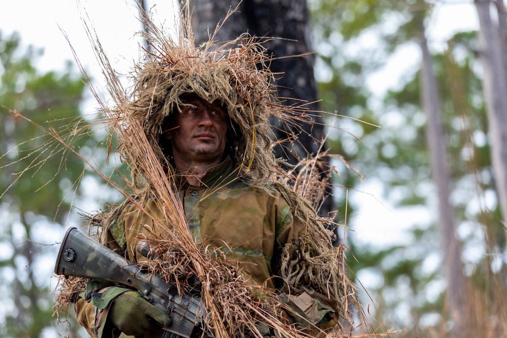 Army Reserve Combat Camera Soldiers Produce Army's First Hip Hop Video