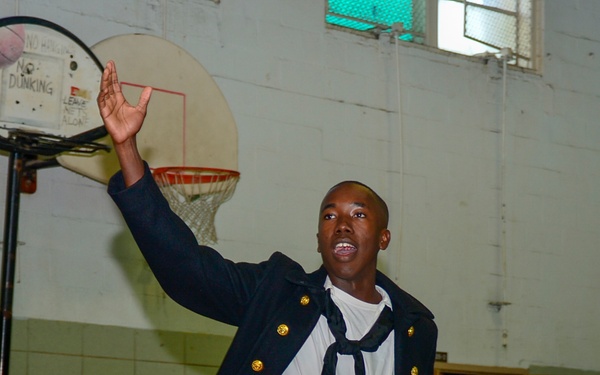 LSSN Petitfrere Interacts With Students