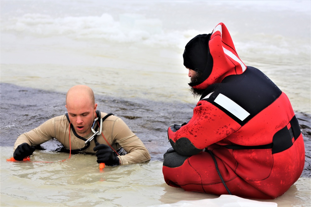 Cold-water immersion training by CWOC students at Fort McCoy