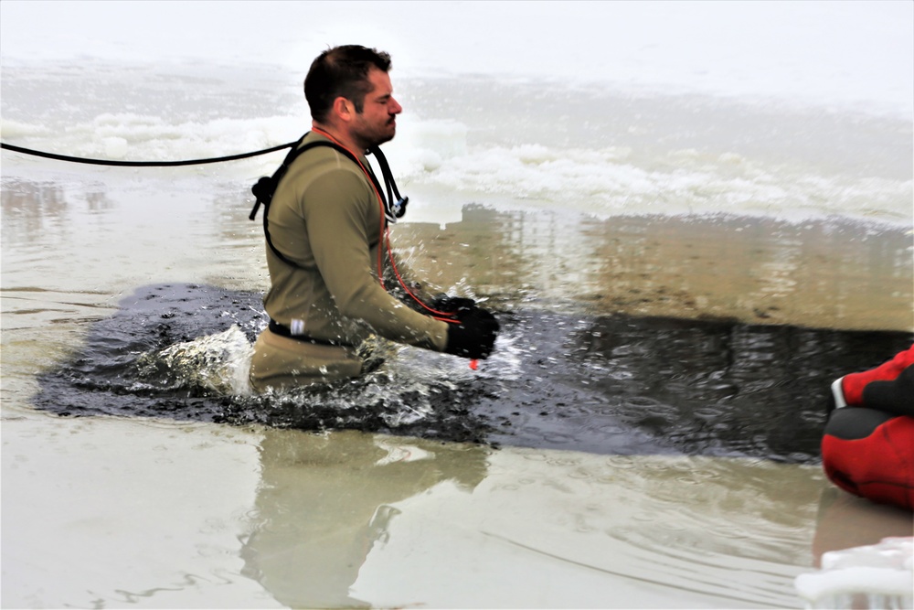 Cold-water immersion training by CWOC students at Fort McCoy