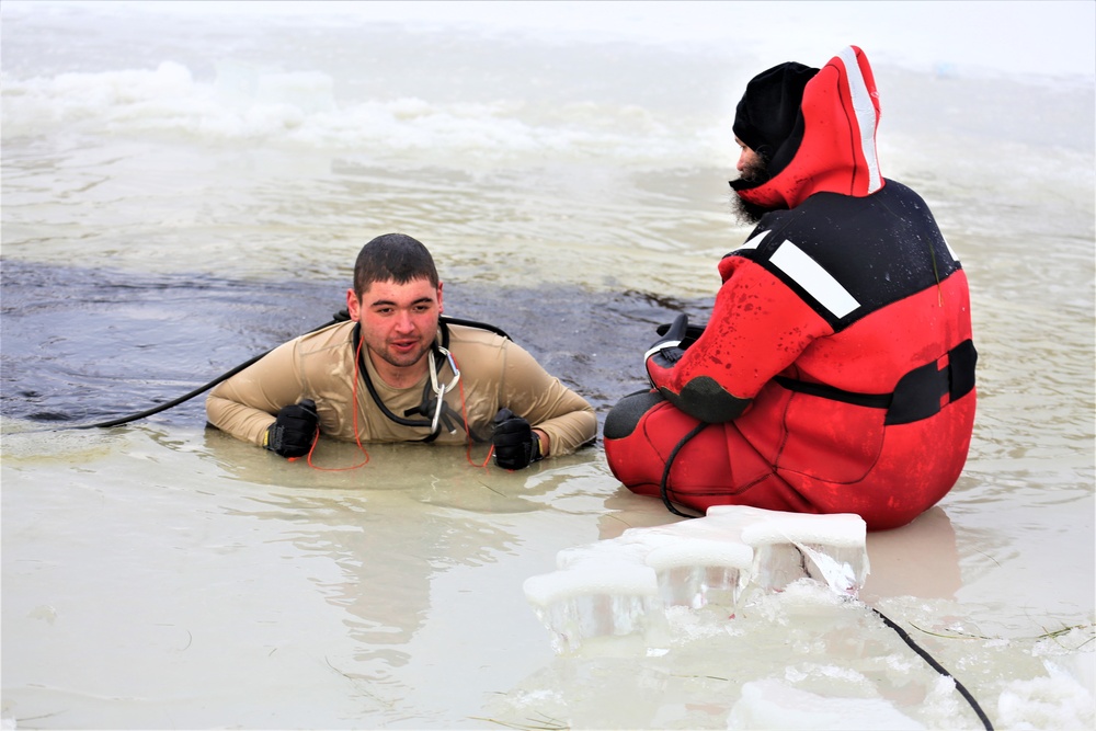 Cold-water immersion training by CWOC students at Fort McCoy