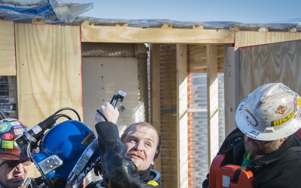 Protecting our infrastructure - winter maintenance at Lock and Dam 5