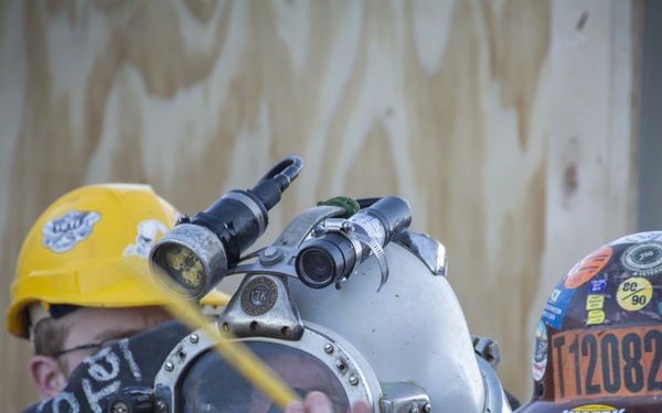 Protecting our infrastructure - winter maintenance at Lock and Dam 5