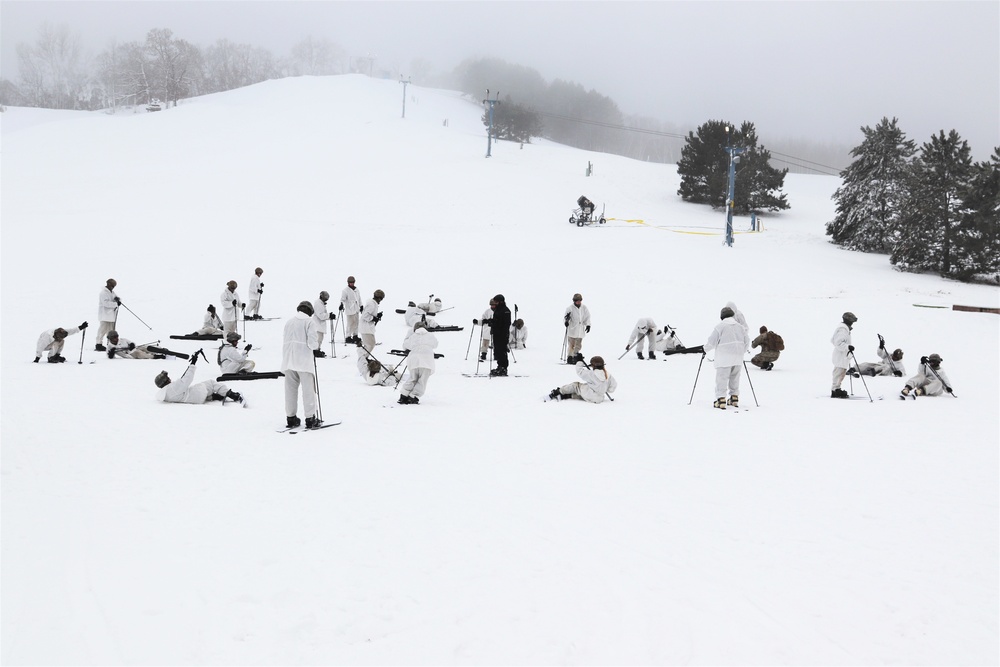 CWOC students complete skiing familiarization during training at Fort McCoy