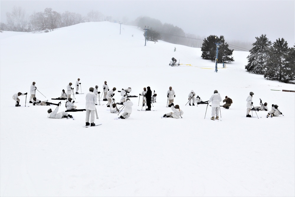 CWOC students complete skiing familiarization during training at Fort McCoy