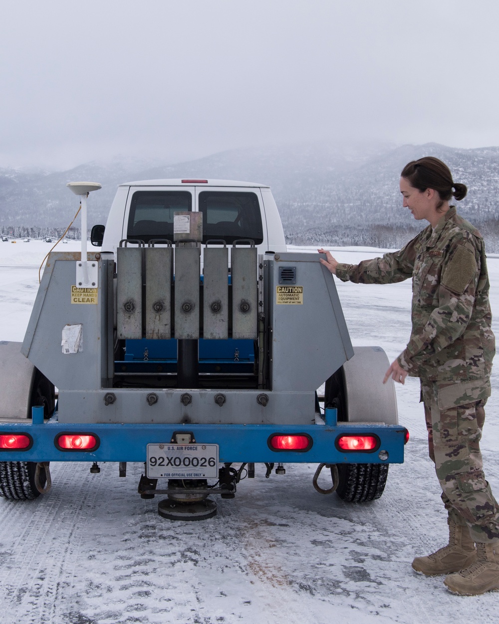 DVIDS - News - Evaluation team uses non-destructive testing on JBER ...