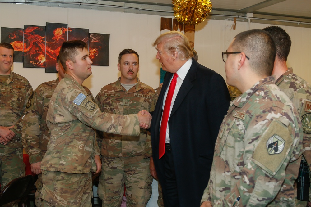 POTUS &amp; first lady visit Al Asad Air Base