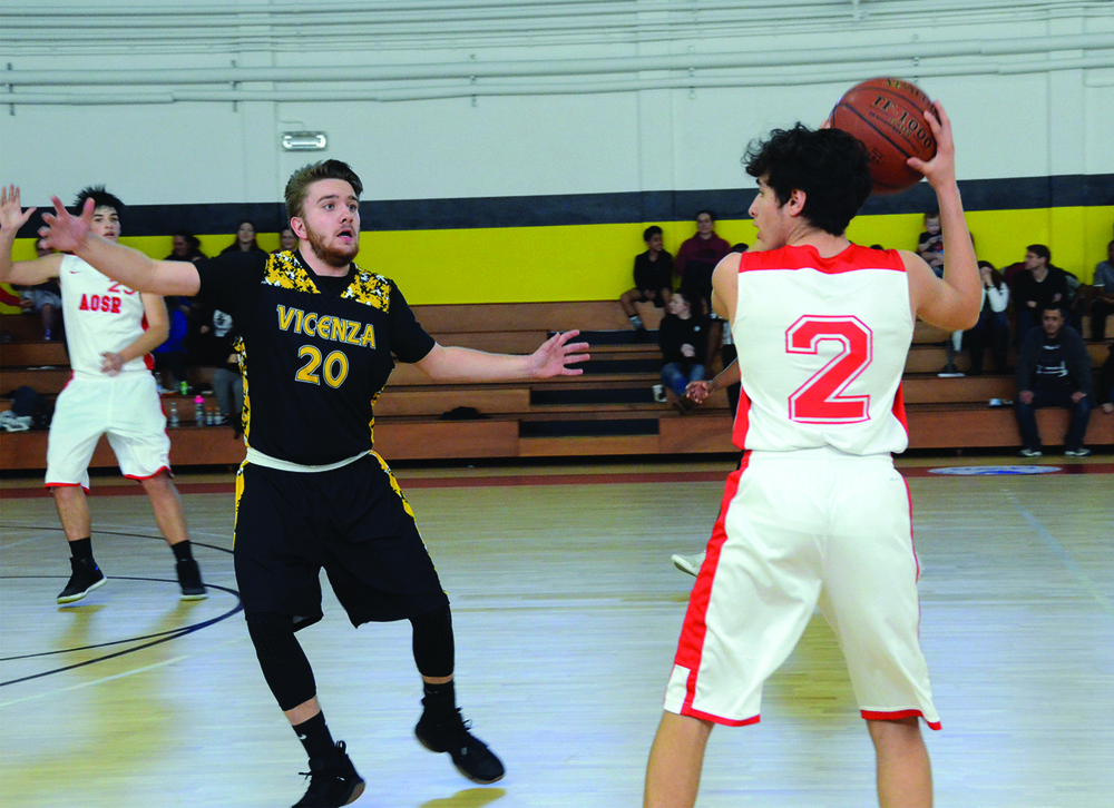 Winning weekend for Vicenza High School basketball