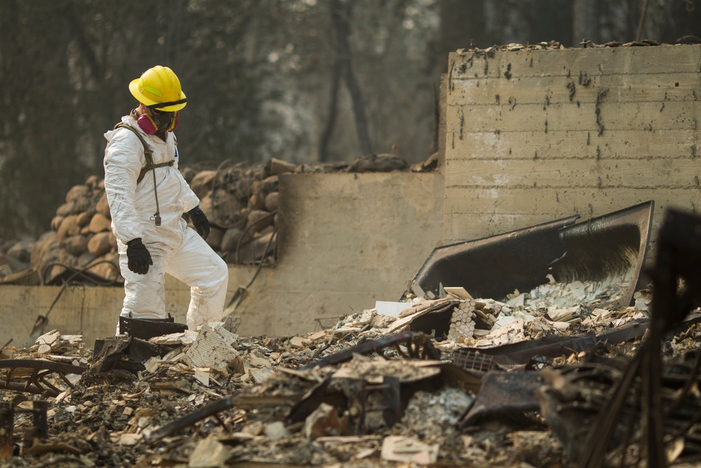 649th Engineer Company conducts Camp Fire debris clearing