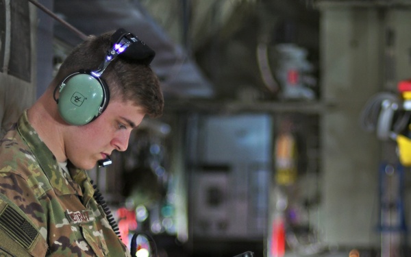 Dobbins flies tactical airlift training mission at Youngstown