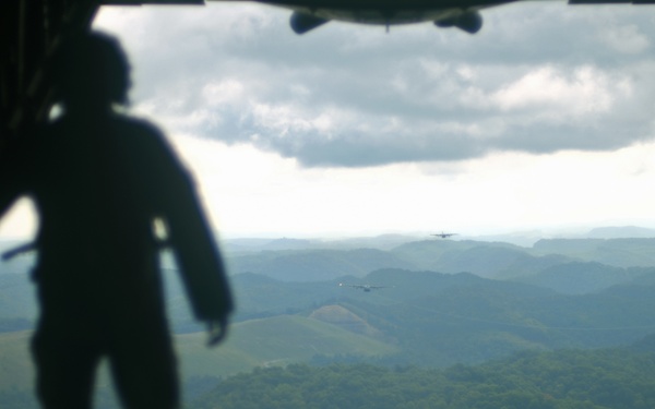 Dobbins flies tactical airlift training mission at Youngstown