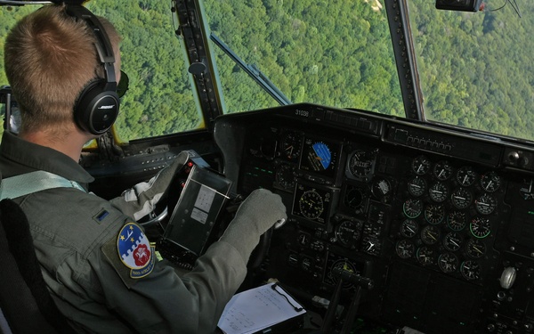 Dobbins flies tactical airlift training mission at Youngstown