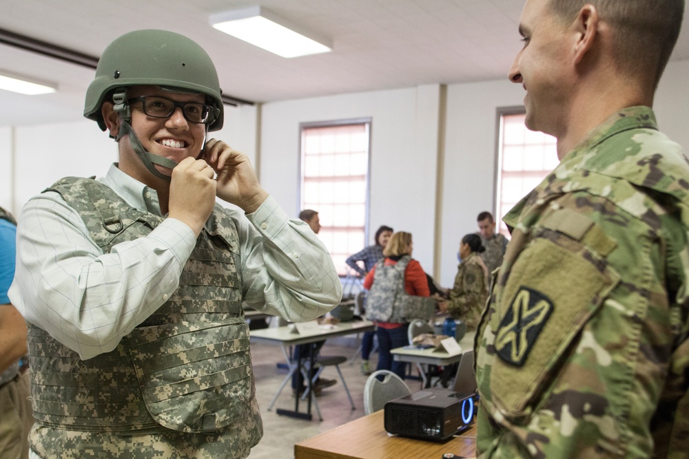 Cal Guard hosts Federal Legislative Field Day