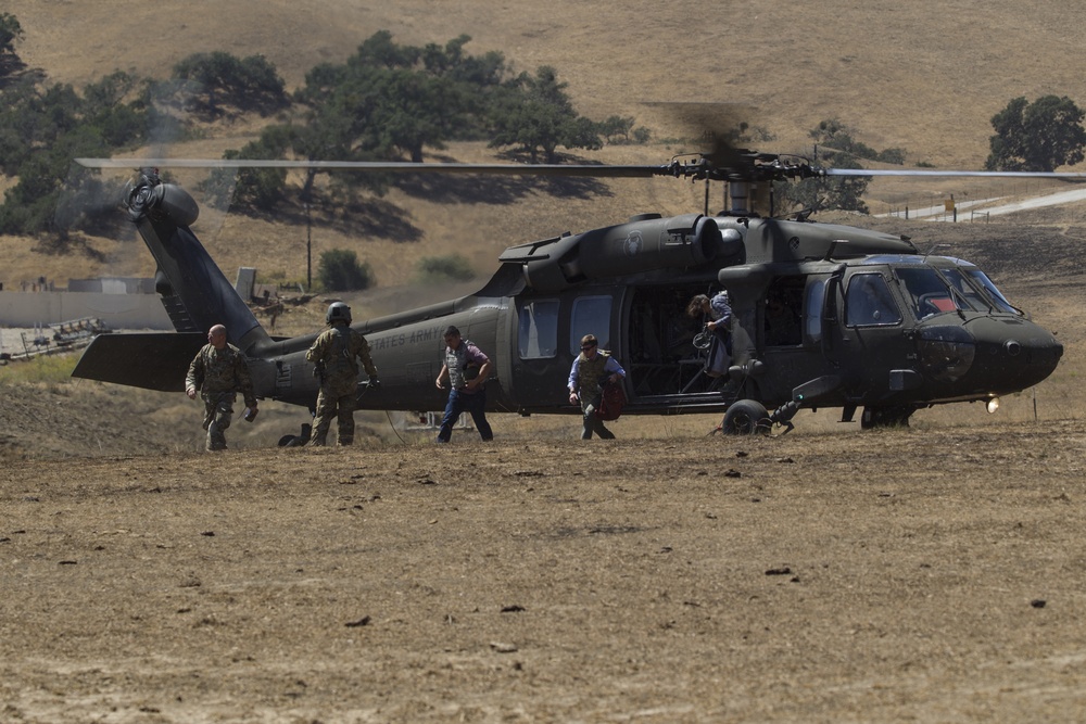 Cal Guard hosts Federal Legislative Field Day
