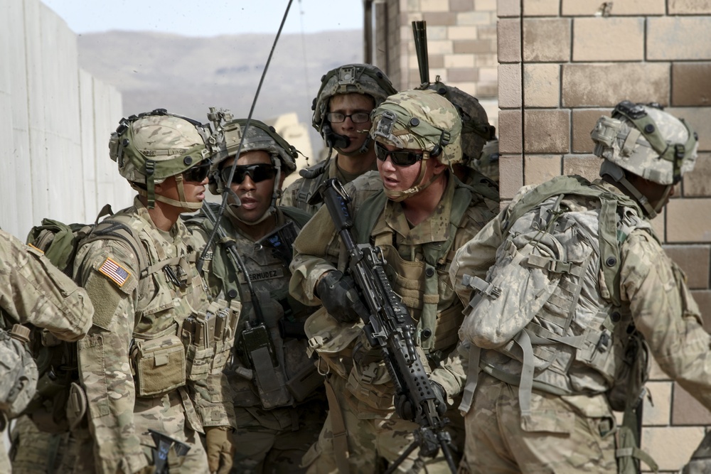Attack dogs: 3rd ABCT troops assault Zambraniyah Training Village as part of ‘Iron Focus’