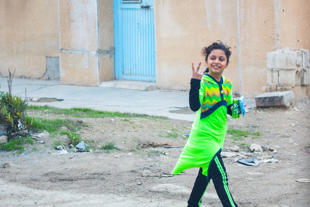 Coalition Forces Visit Children in Ayn Issa