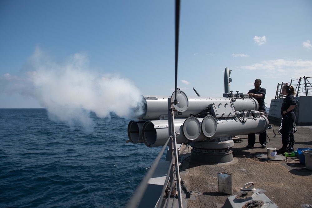 USS Chung-Hoon Sailors test surface vessel torpedo tubes