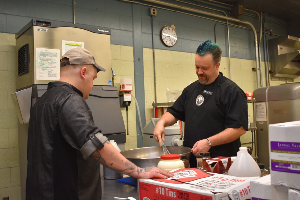 Chef Kristopher “Plum” Plummer visits SUBASE New London