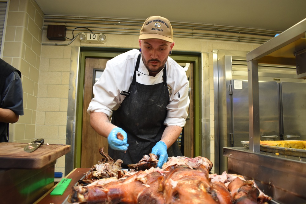 Chef Kristopher “Plum” Plummer visits SUBASE New London