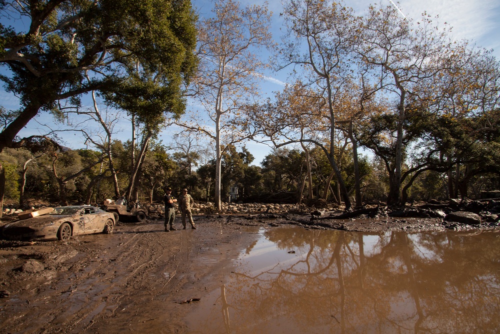 Cal Guard engineers clear Montecito mudslide debris