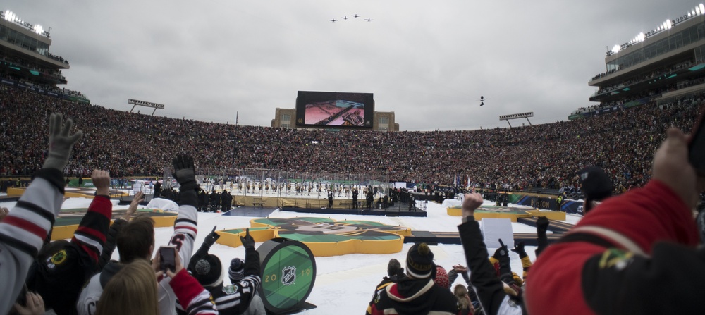 122nd Fighter Wing Blacksnakes fly over NHL Winter Classic 2019