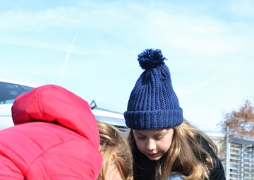 USACE Norfolk saves oysters, serves up STEM lesson