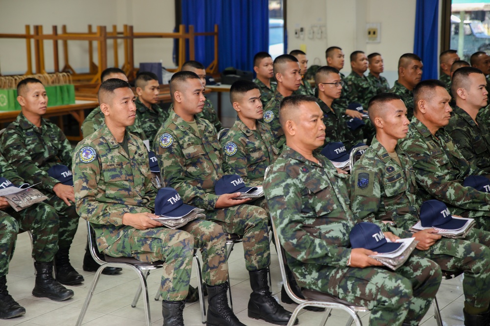 Thai Armed Forces Students Complete HMA 19-1 Instruction