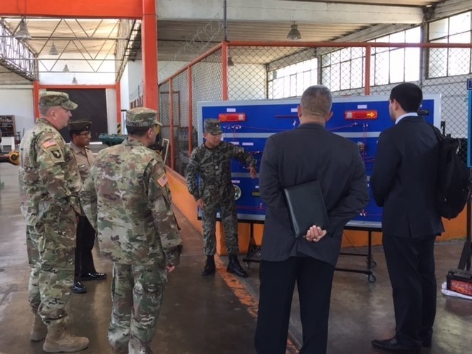 CASCOM, ARSOUTH discuss logistics modernization with Peruvian Army