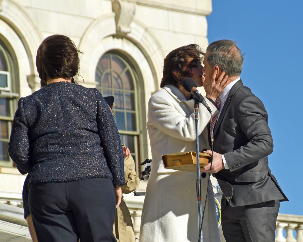 Rhode Island National Guard hosts inauguration ceremony for 75th Governor