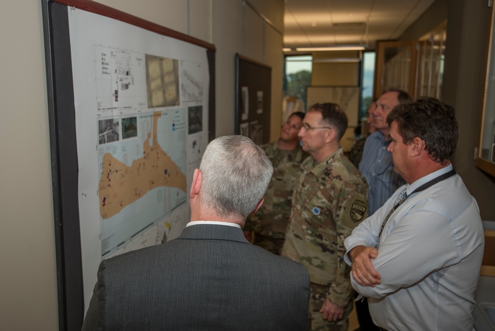 Gen. Abrams visits DPAA
