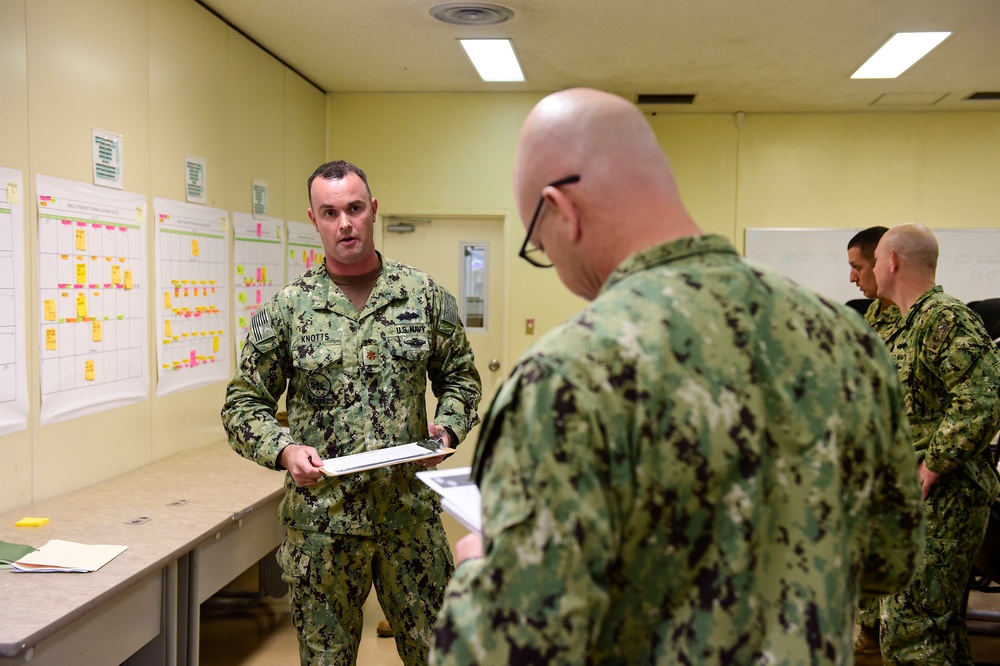 Command Staff Members Plan Homeport Training