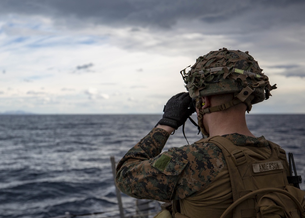 22nd MEU Marines BZO machine guns in the Mediterranean
