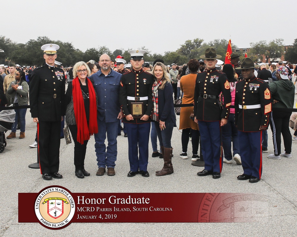 Jefferson, Georgia native earns platoon honor graduate during Marine recruit training