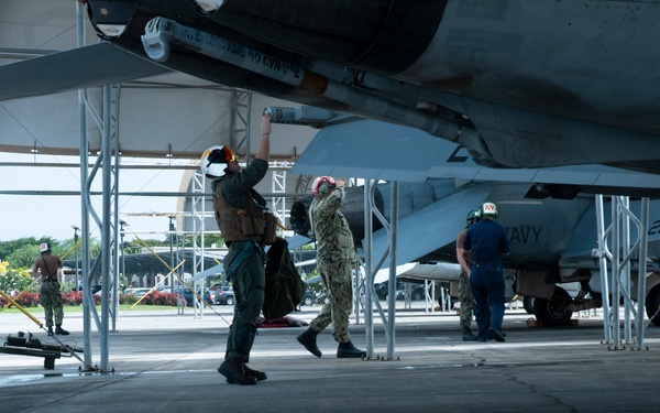 F/A-18 Hornets participate in Sentry Aloha 19-1