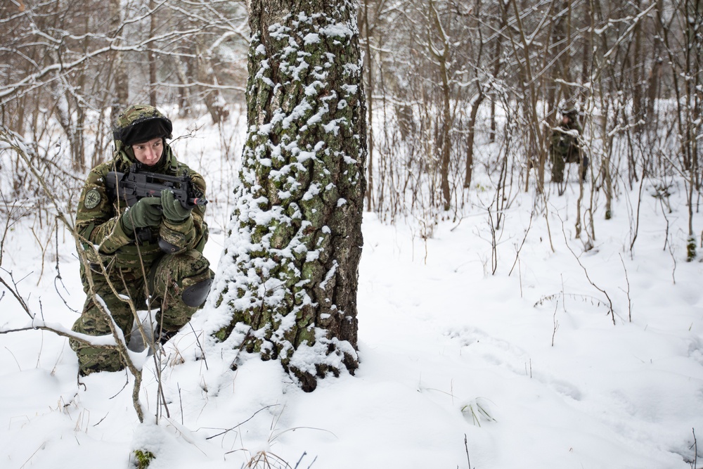 Croatian Soldiers with BGPol Train Through the Wintry Mix!