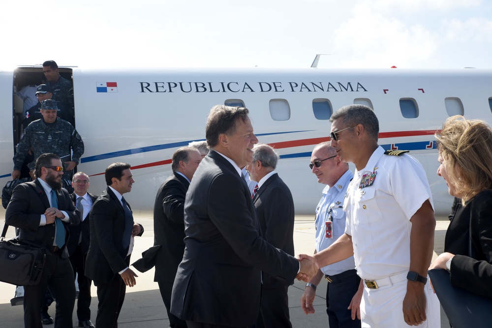 President of Panama visits NAS Key West