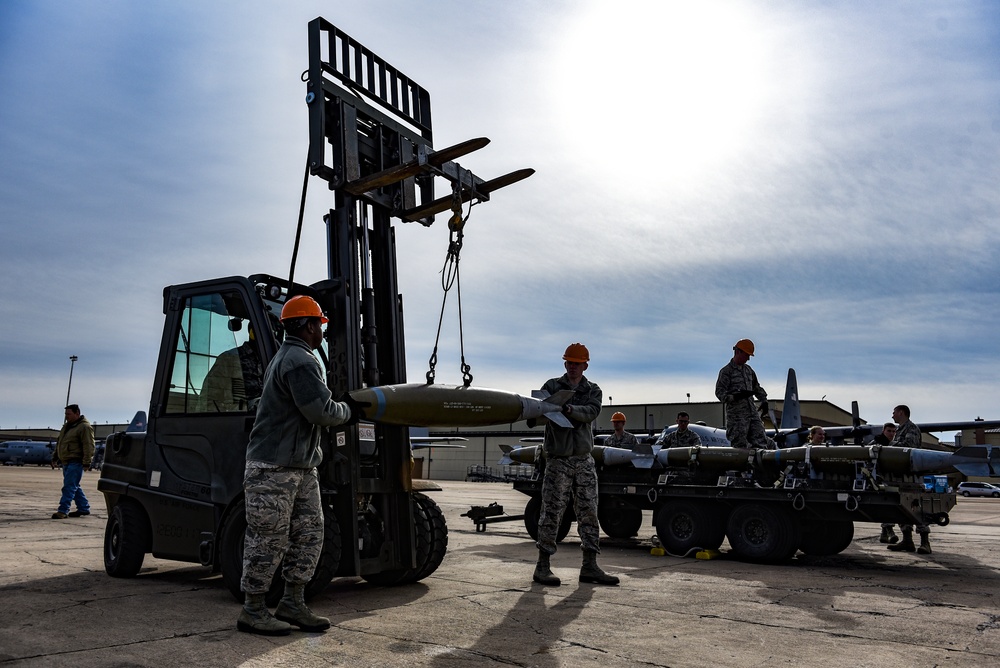 Munitions apprentice course training