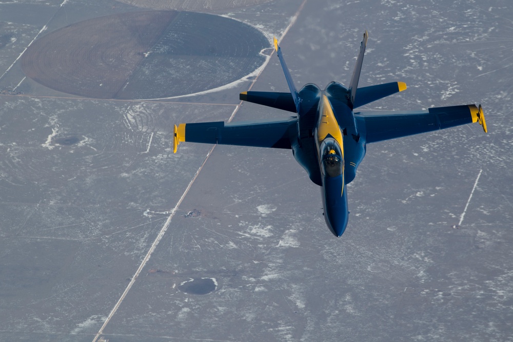 78th Air Refueling Squadron Refuels Blue Angels